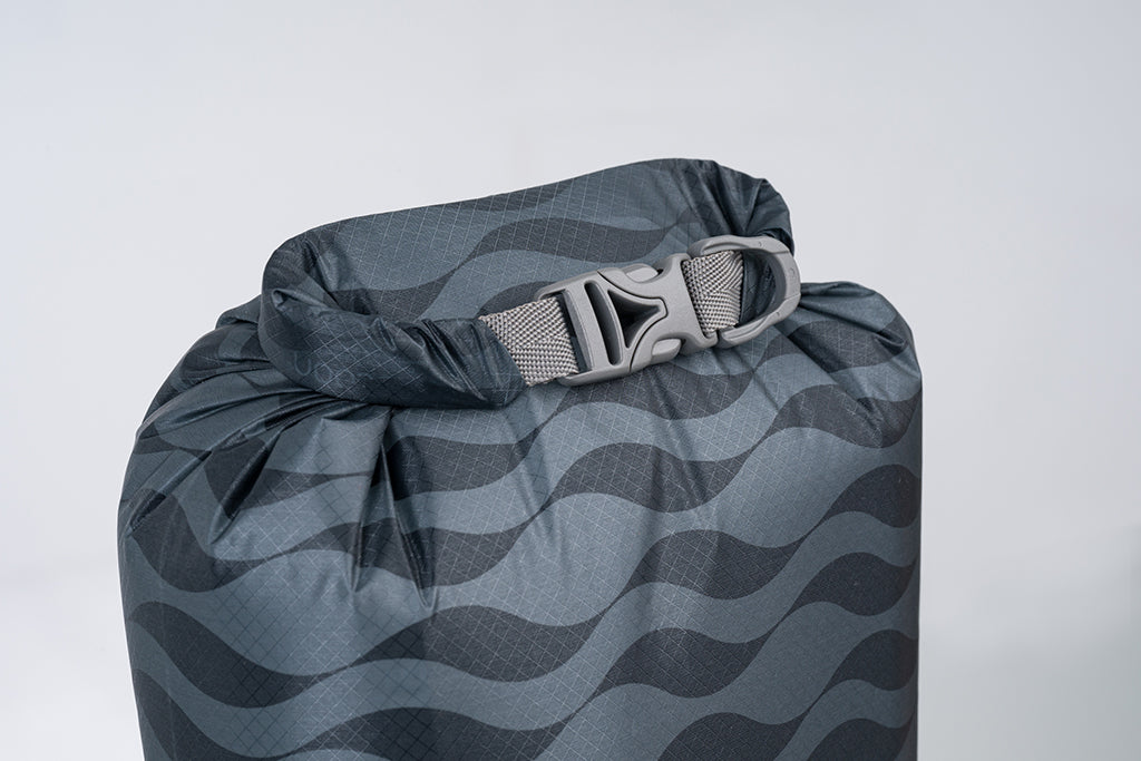 Cocoon Drybag Ultralight 5L Grey Waves