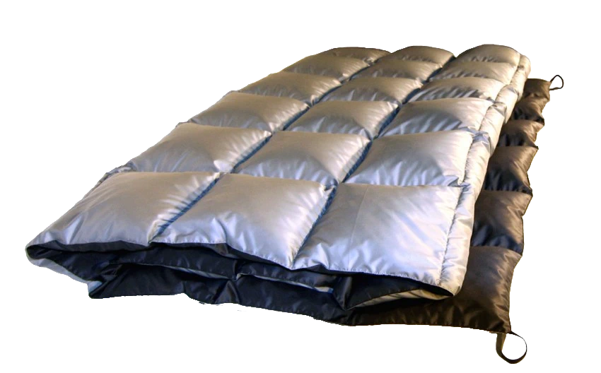 Western Mountaineering Cloud 9 Comforter King