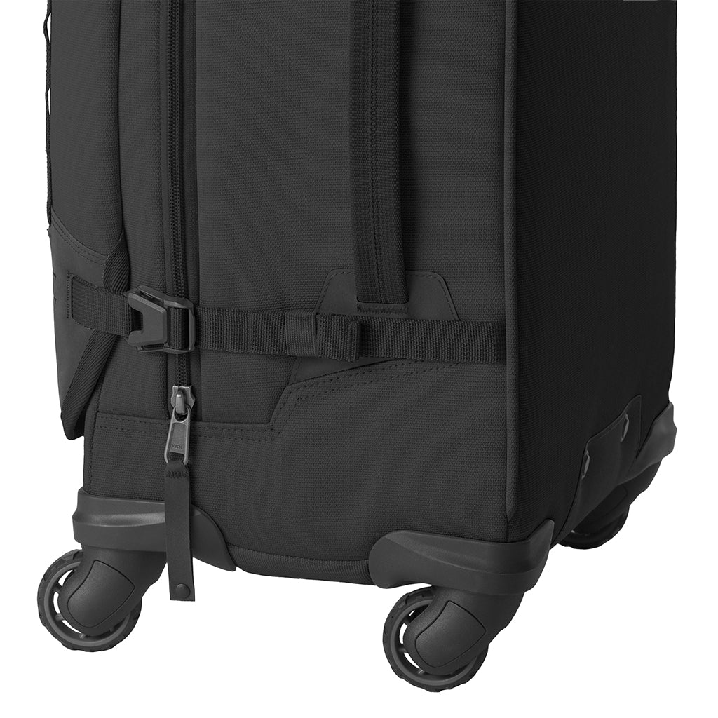Eagle Creek Gear Warrior XE 4 Wheeled Carry On Black