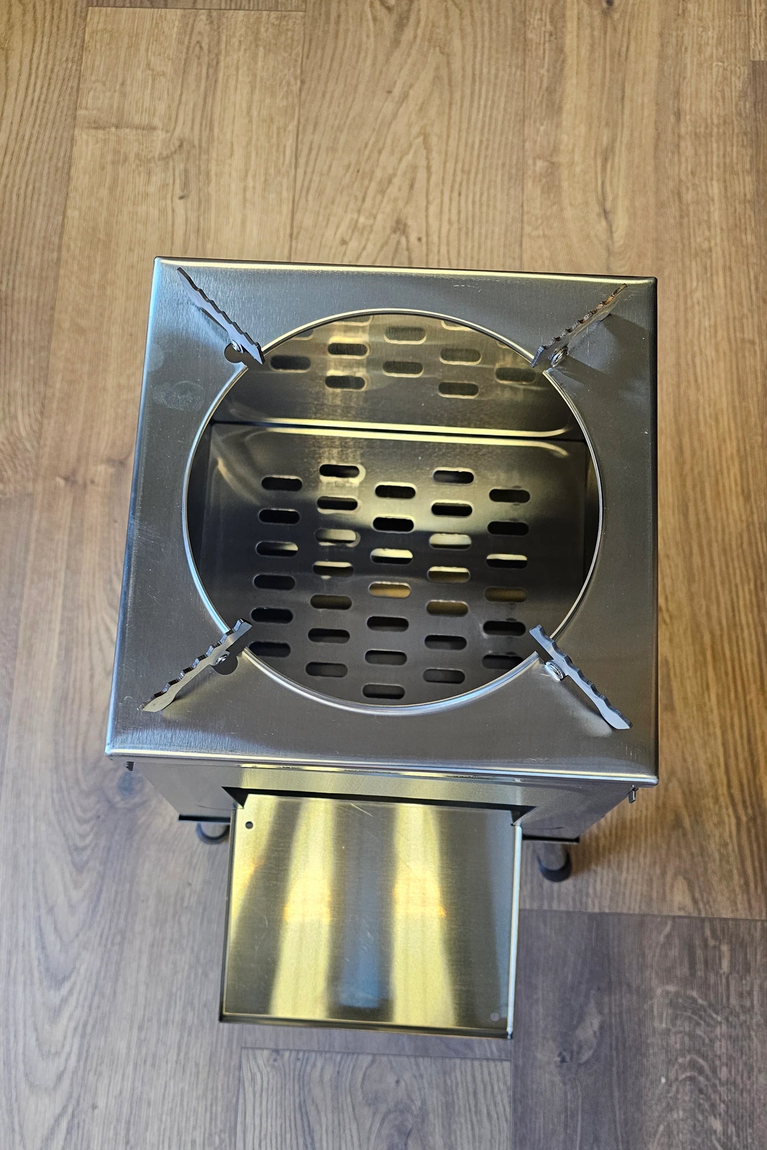 Outdoorfeeling Wood Stove (Small) – Steckbare Grill- & Kochstelle