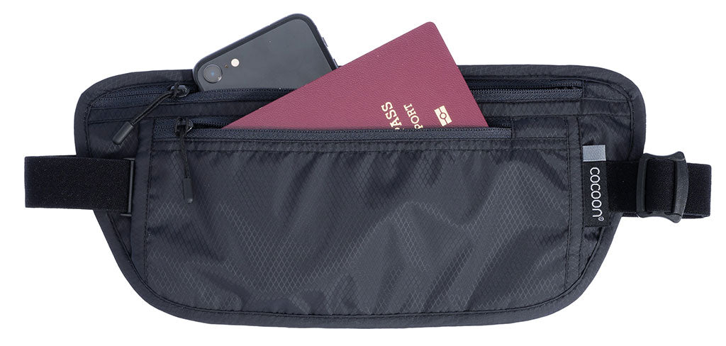Cocoon Travel Waist Wallet phantom black