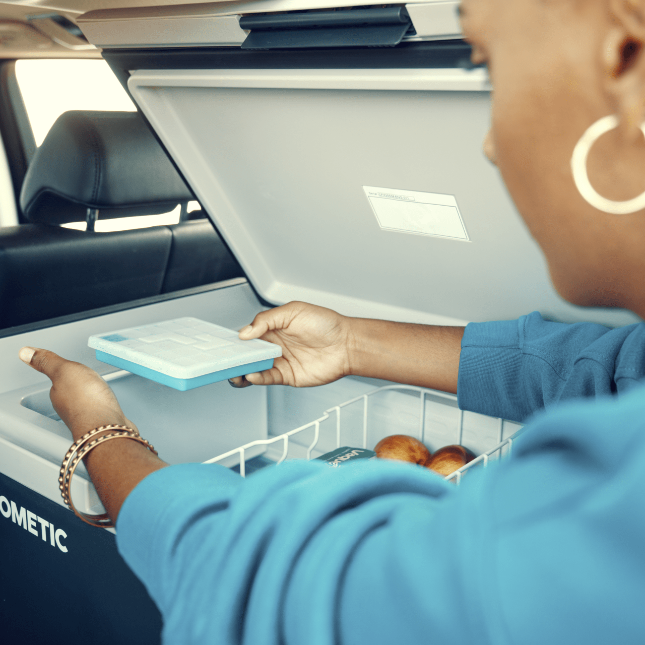 Dometic CFX3 55IM Tragbare Kompressorkühlbox mit Eiswürfel-Funktion und 53 l