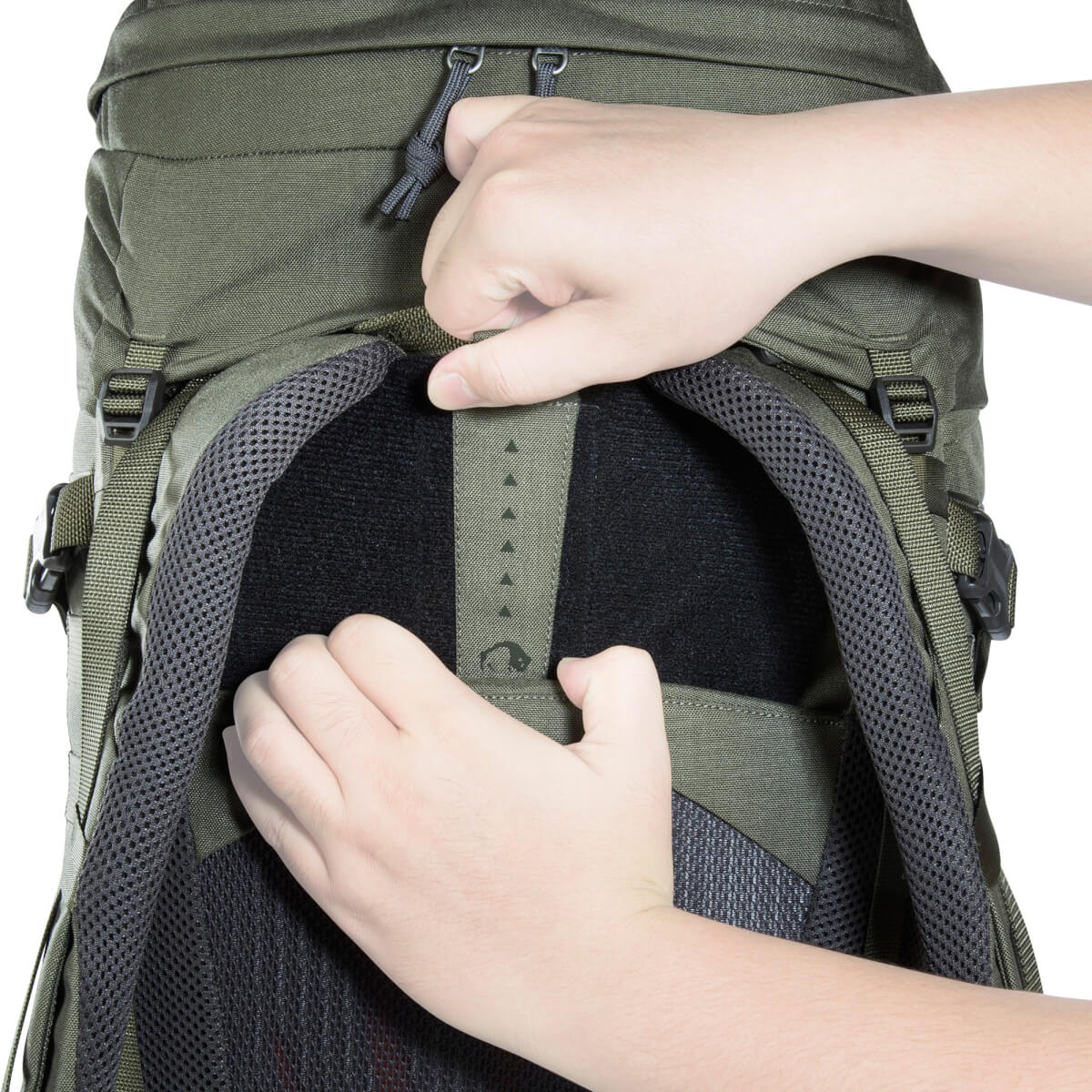 Tatonka Pyrox 40+10 Women BC – Robuster Bushcraft- & Trekkingrucksack für Damen Olive