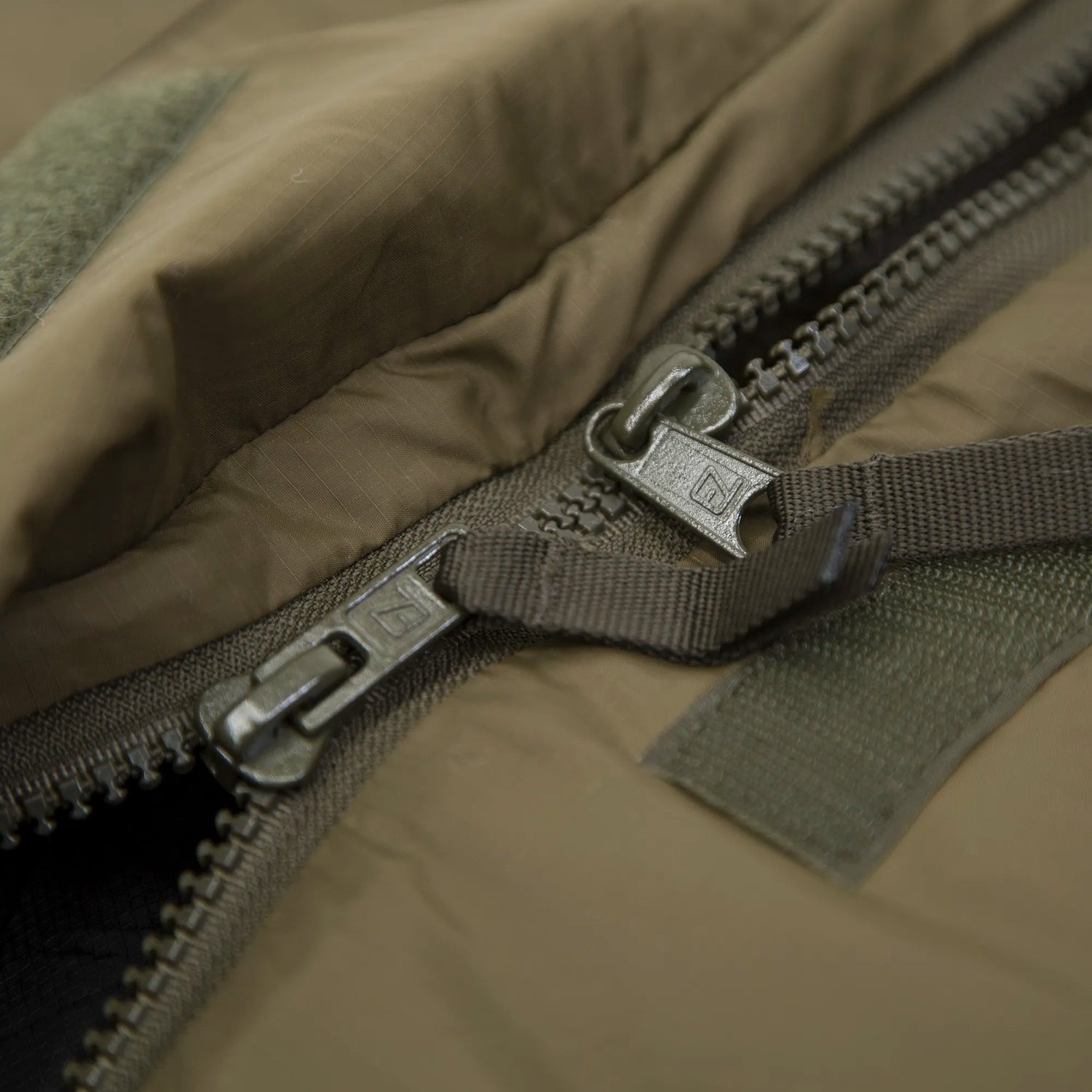 Carinthia Defence 1 Top M + 4°C