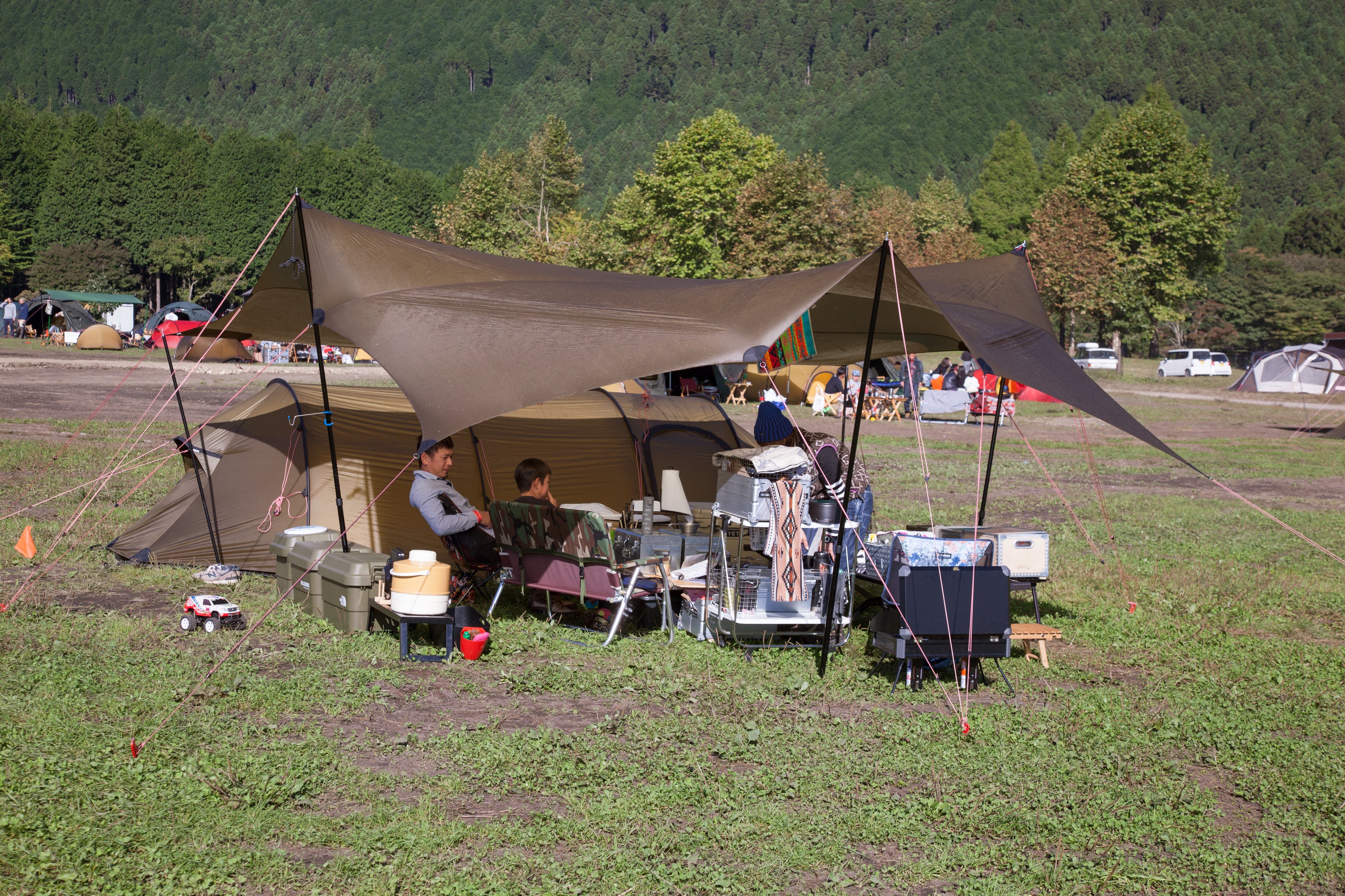 HILLEBERG Tarp 20 UL サンド Hilleberg Tarp 20XP – Outdoorfeeling.com